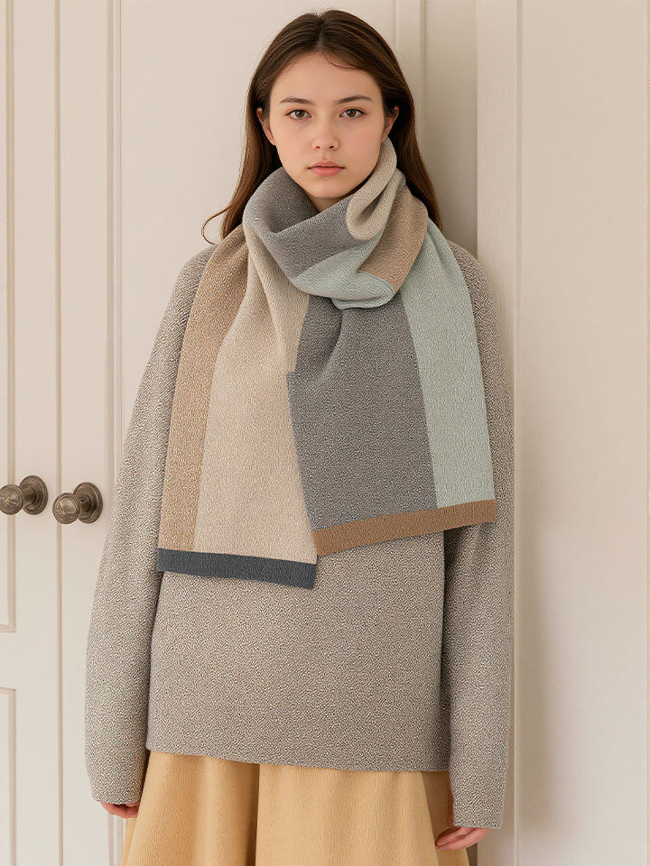 Thermal Contrast Acrylic Scarf
