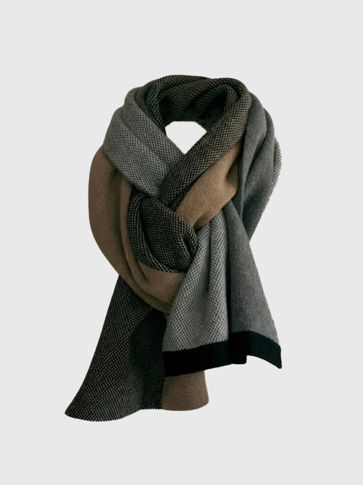 Thermal Contrast Acrylic Scarf