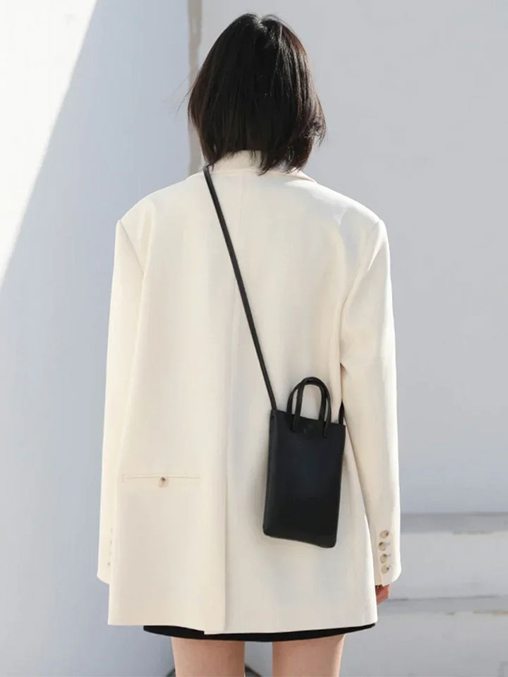 Refined Double-Breasted Blazer in Classic Solid