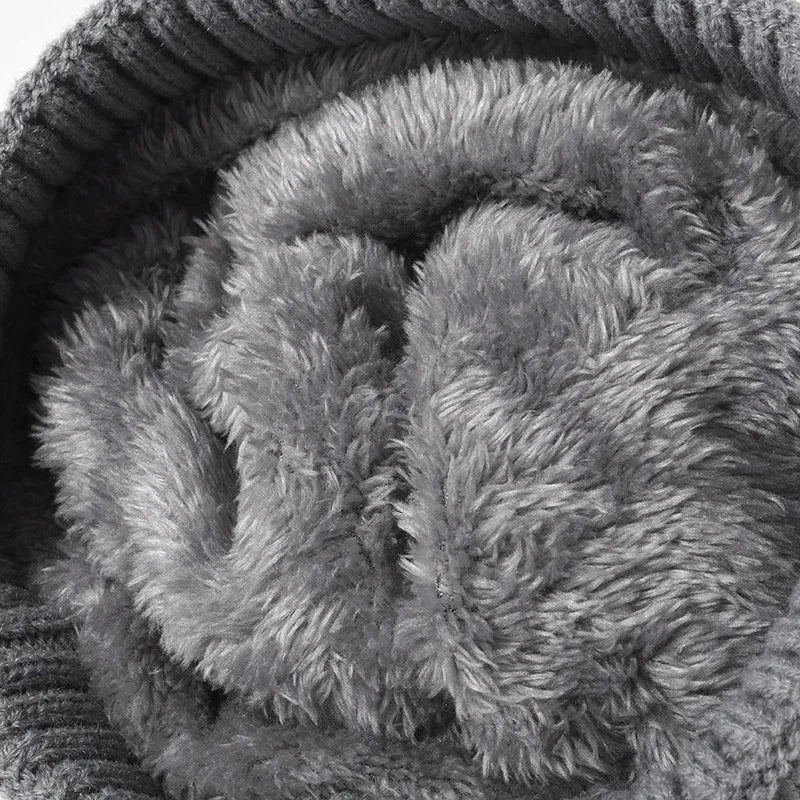 Cable Knit Pompom Hat